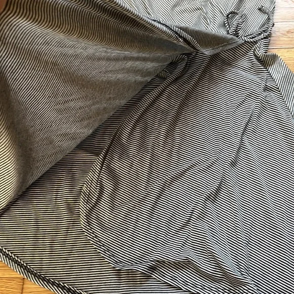 Rolla Coster Striped Faux Wrap Dress Size Medium - Picture 8 of 9